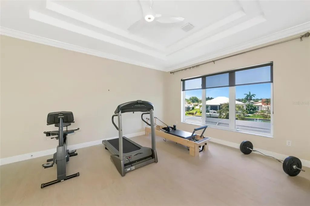 7631 Cove Terrace Sarasota FL 34231