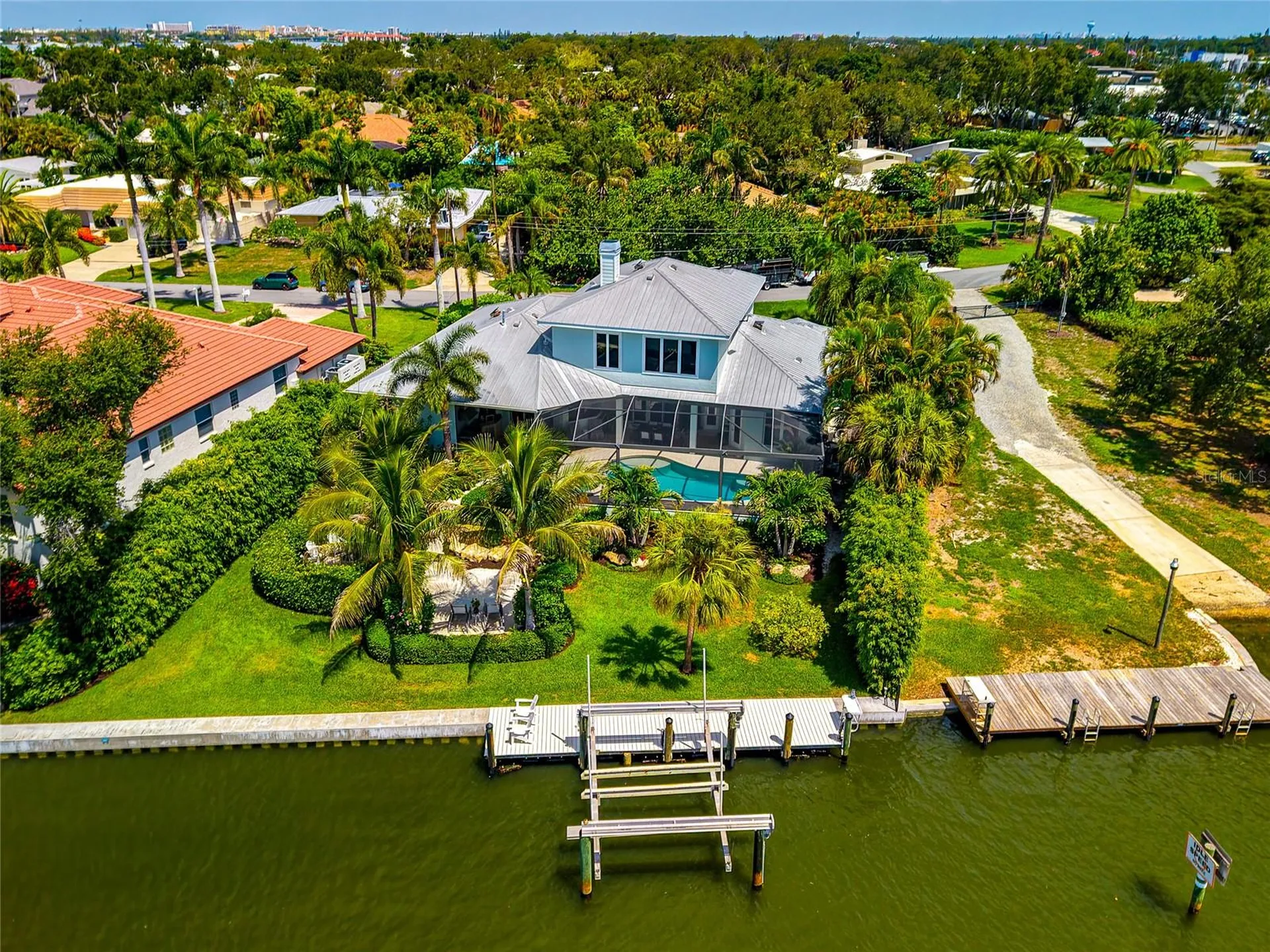 7631 Cove Terrace Sarasota FL 34231