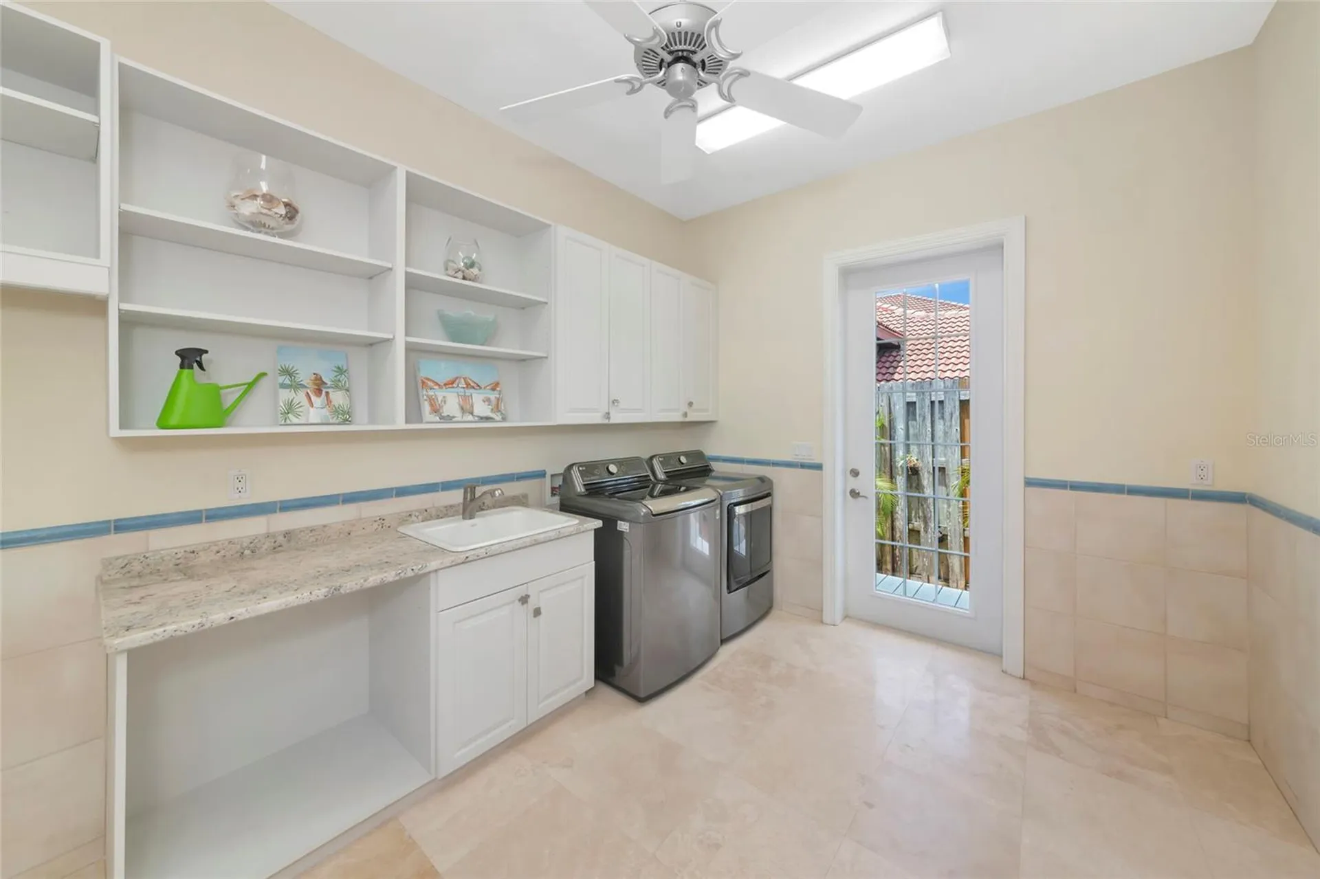 7631 Cove Terrace Sarasota FL 34231