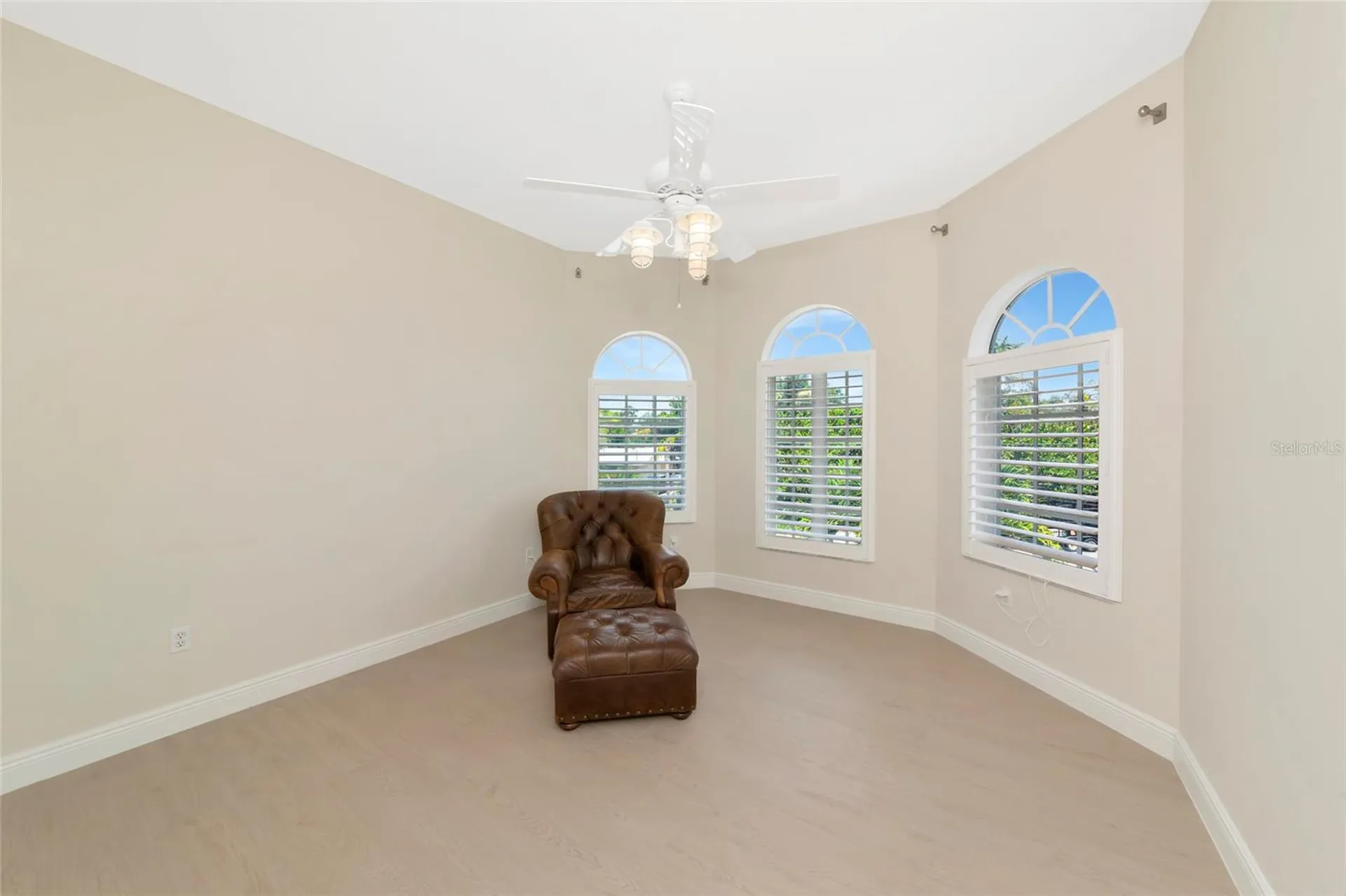 7631 Cove Terrace Sarasota FL 34231