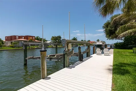 7631 Cove Terrace Sarasota FL 34231