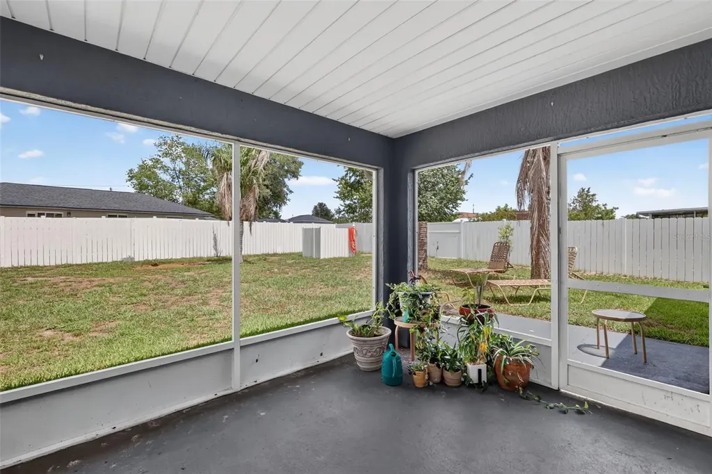 135 Juniper Loop Ocala FL 34480
