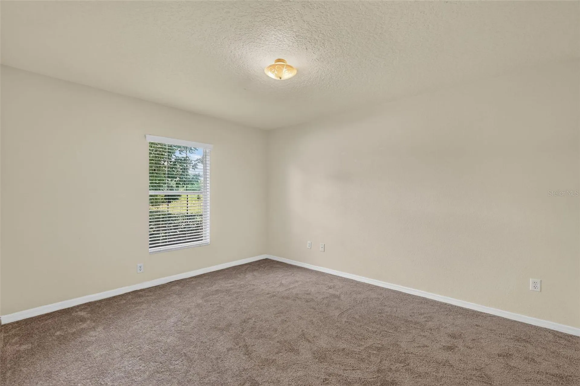 135 Juniper Loop Ocala FL 34480