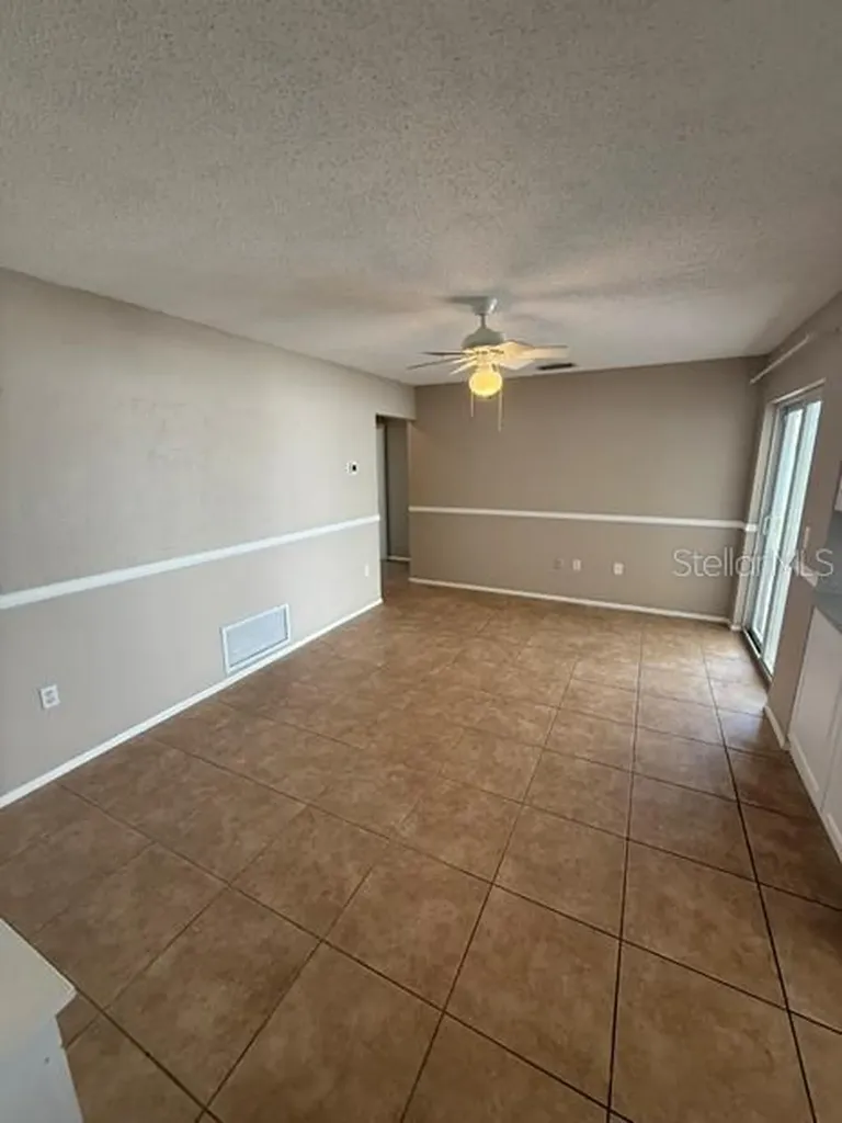 3654 Pin Oaks Street Sarasota FL 34232