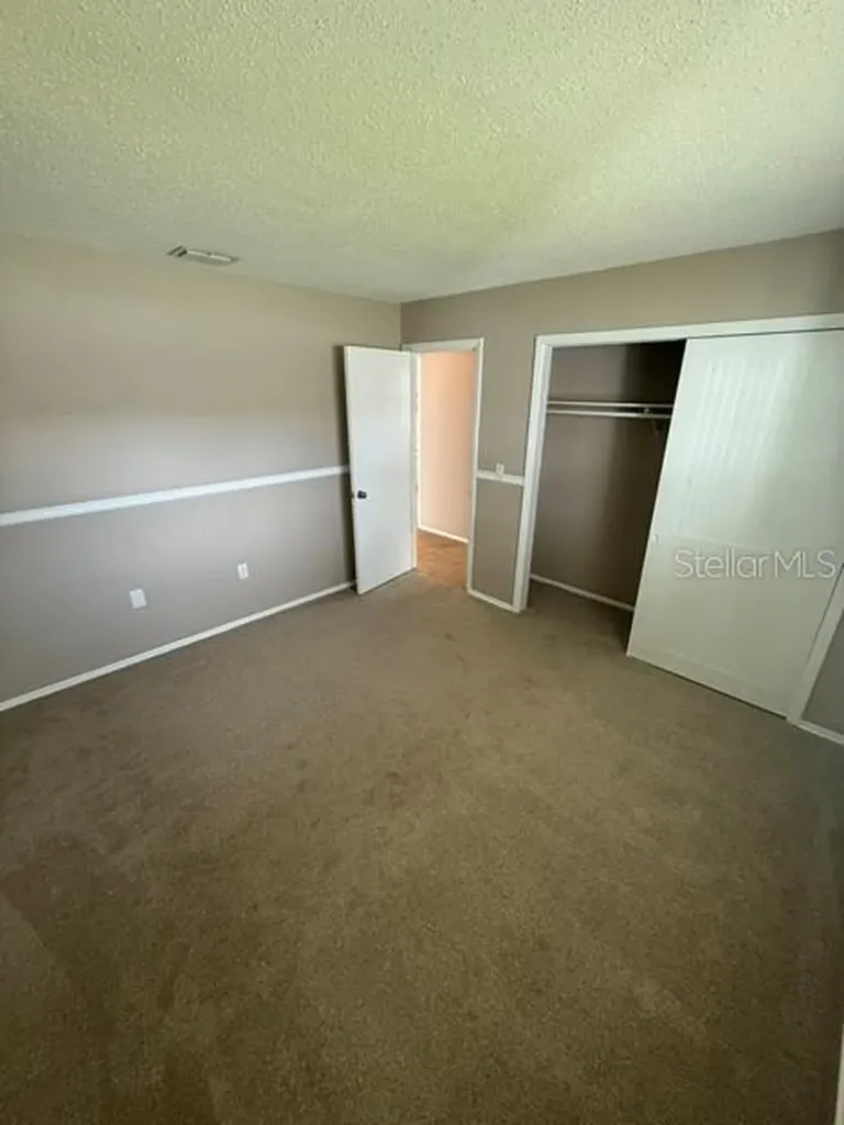 3654 Pin Oaks Street Sarasota FL 34232
