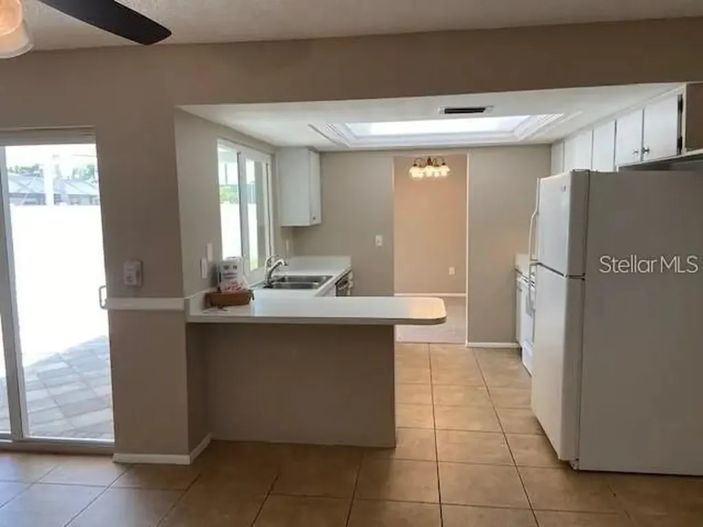 3654 Pin Oaks Street Sarasota FL 34232