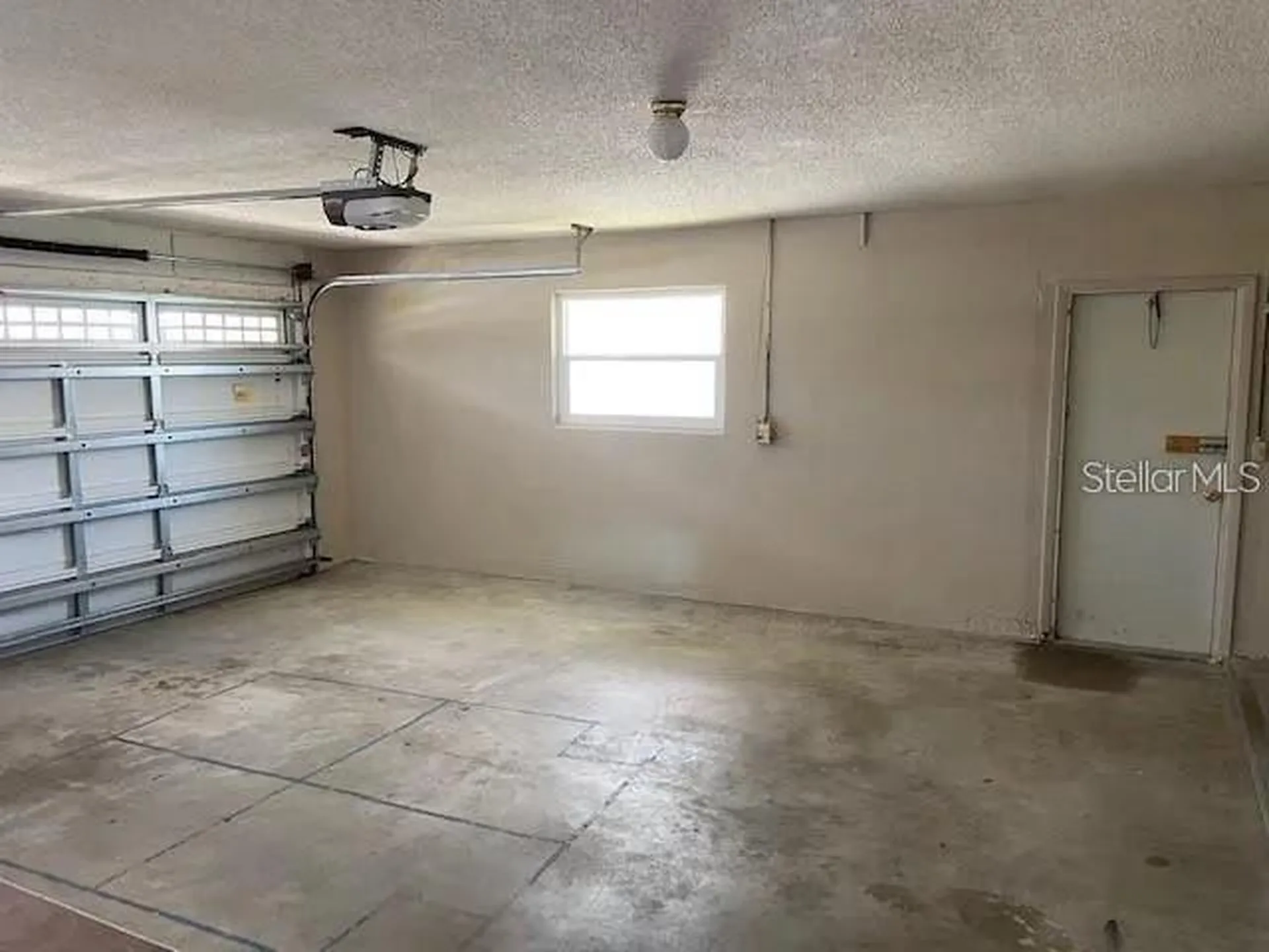 3654 Pin Oaks Street Sarasota FL 34232