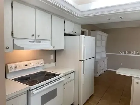 3654 Pin Oaks Street Sarasota FL 34232