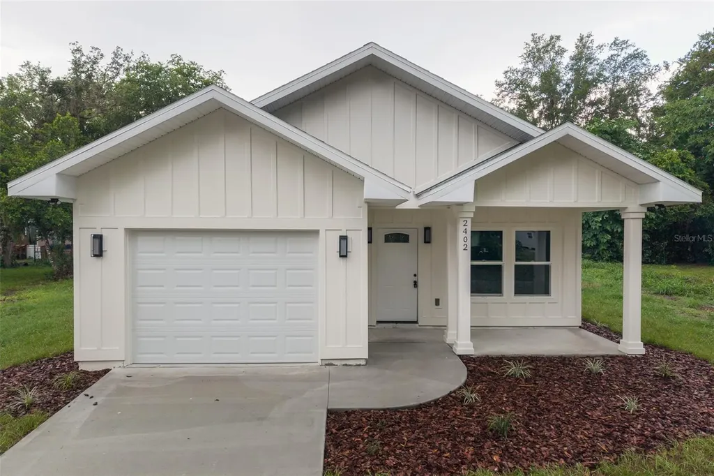 2402 NE 70th Street Gainesville FL 32609