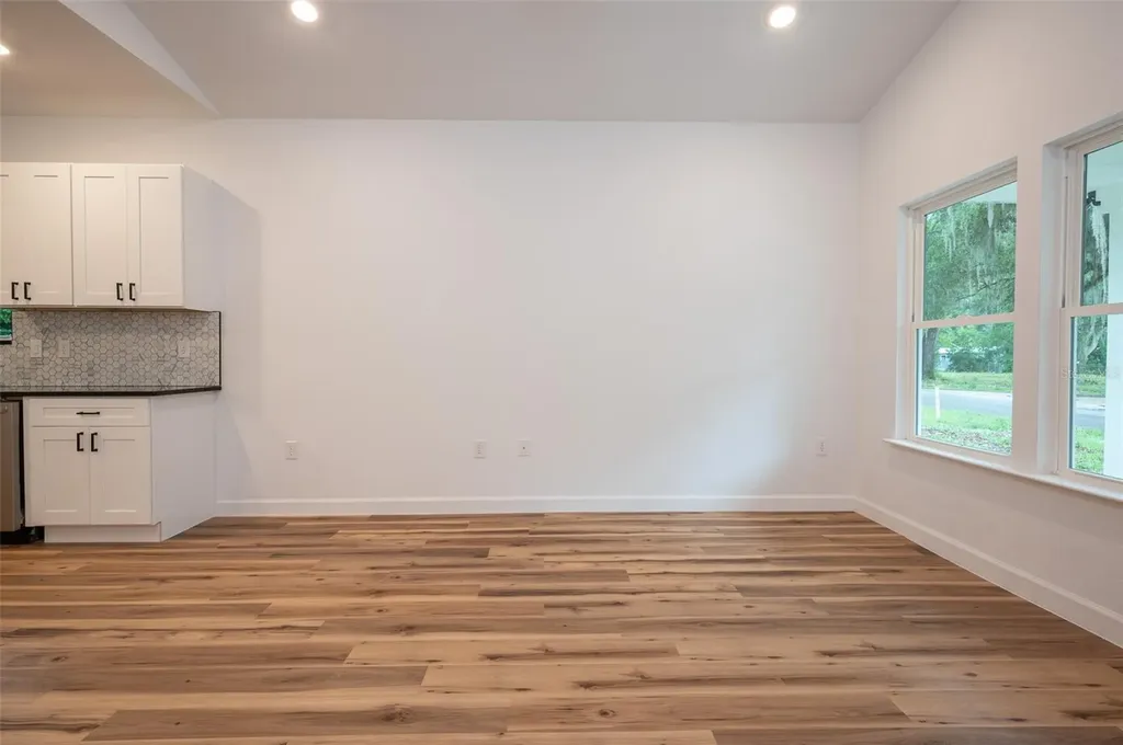 2402 NE 70th Street Gainesville FL 32609