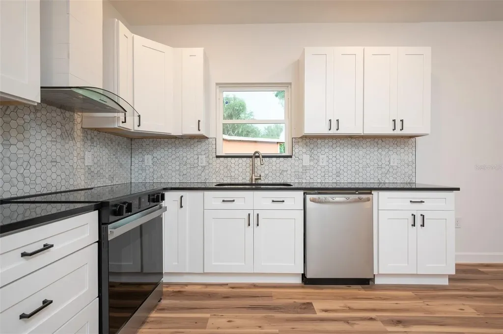 2402 NE 70th Street Gainesville FL 32609