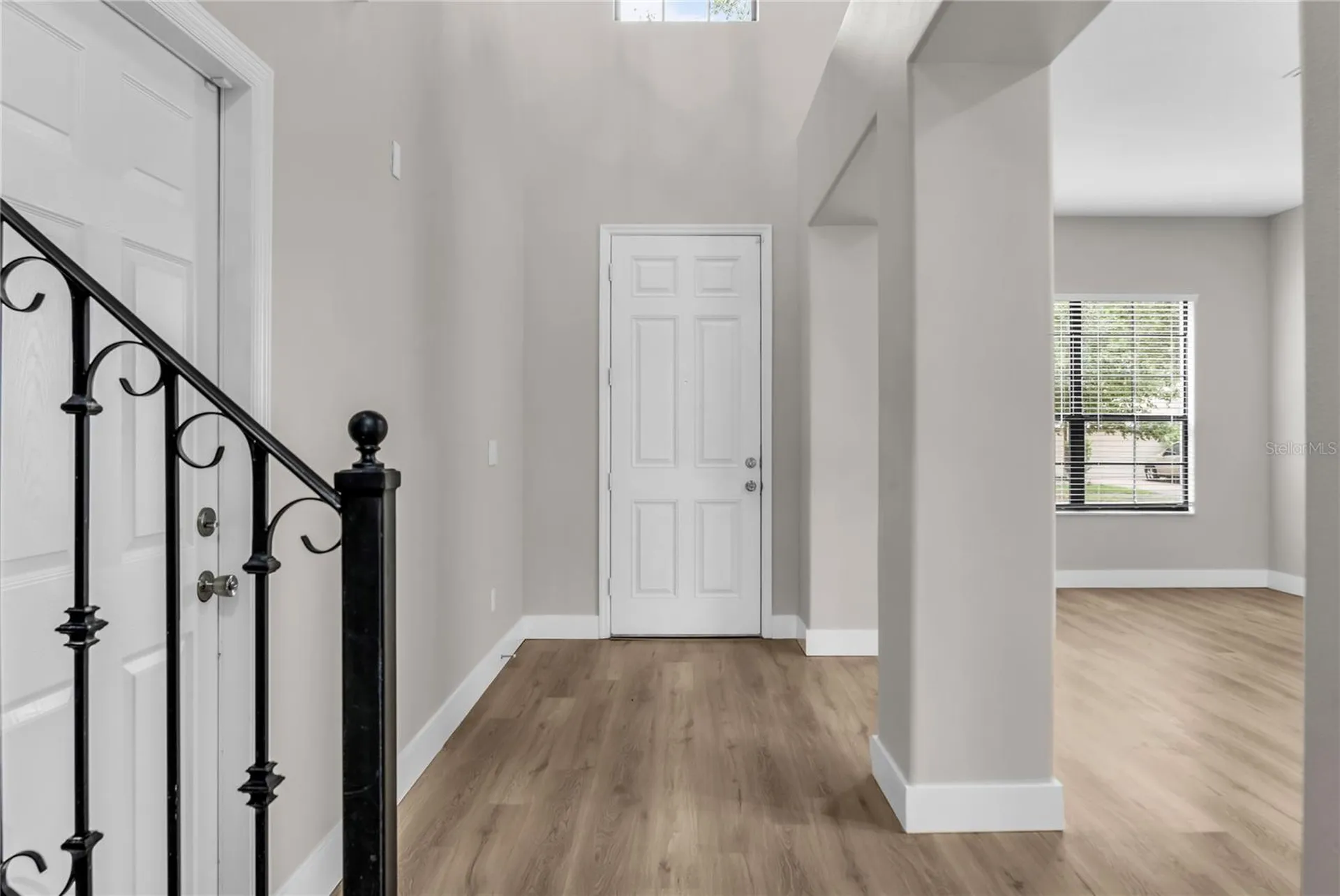 563 Lake Davenport Circle Davenport FL 33837