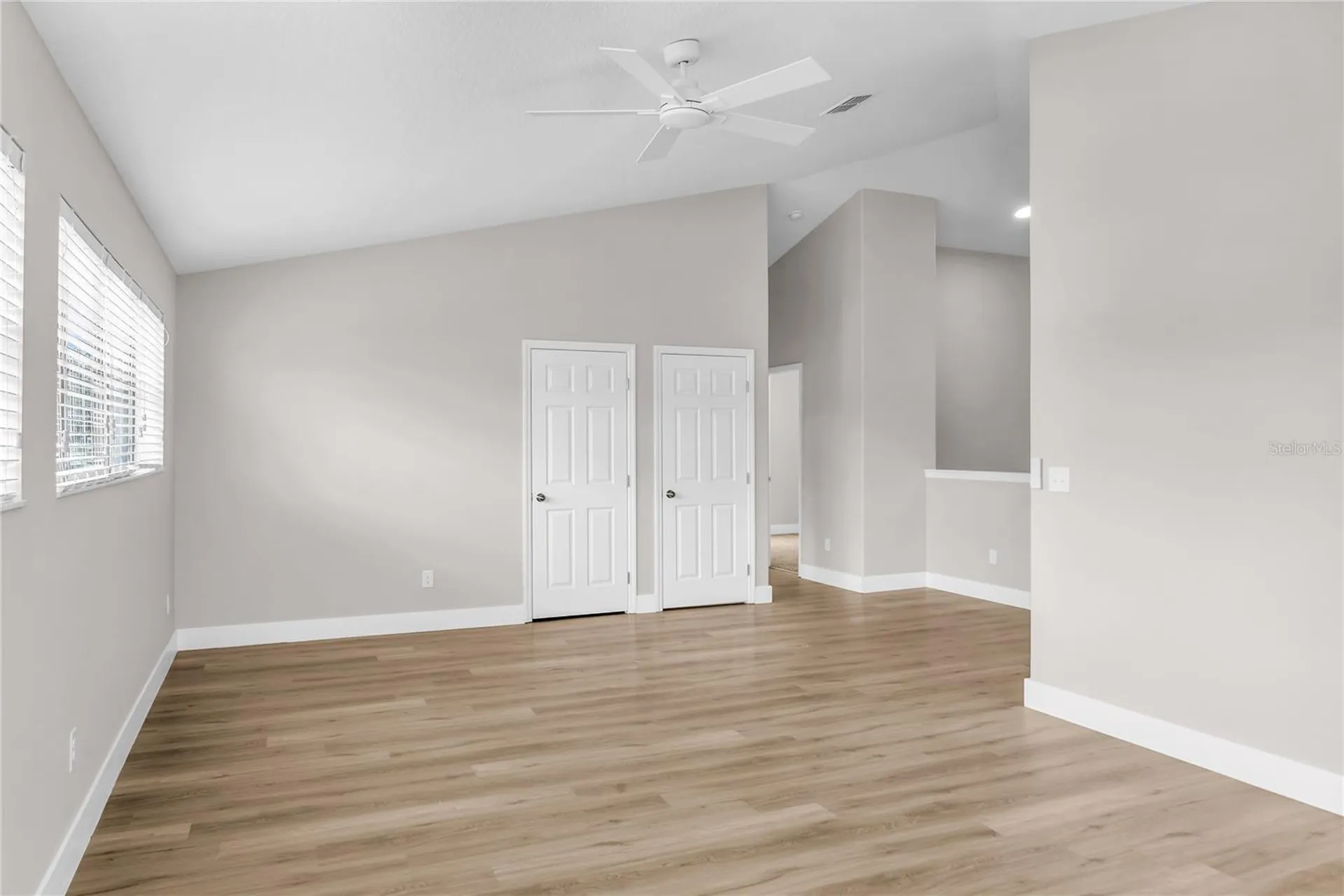 563 Lake Davenport Circle Davenport FL 33837