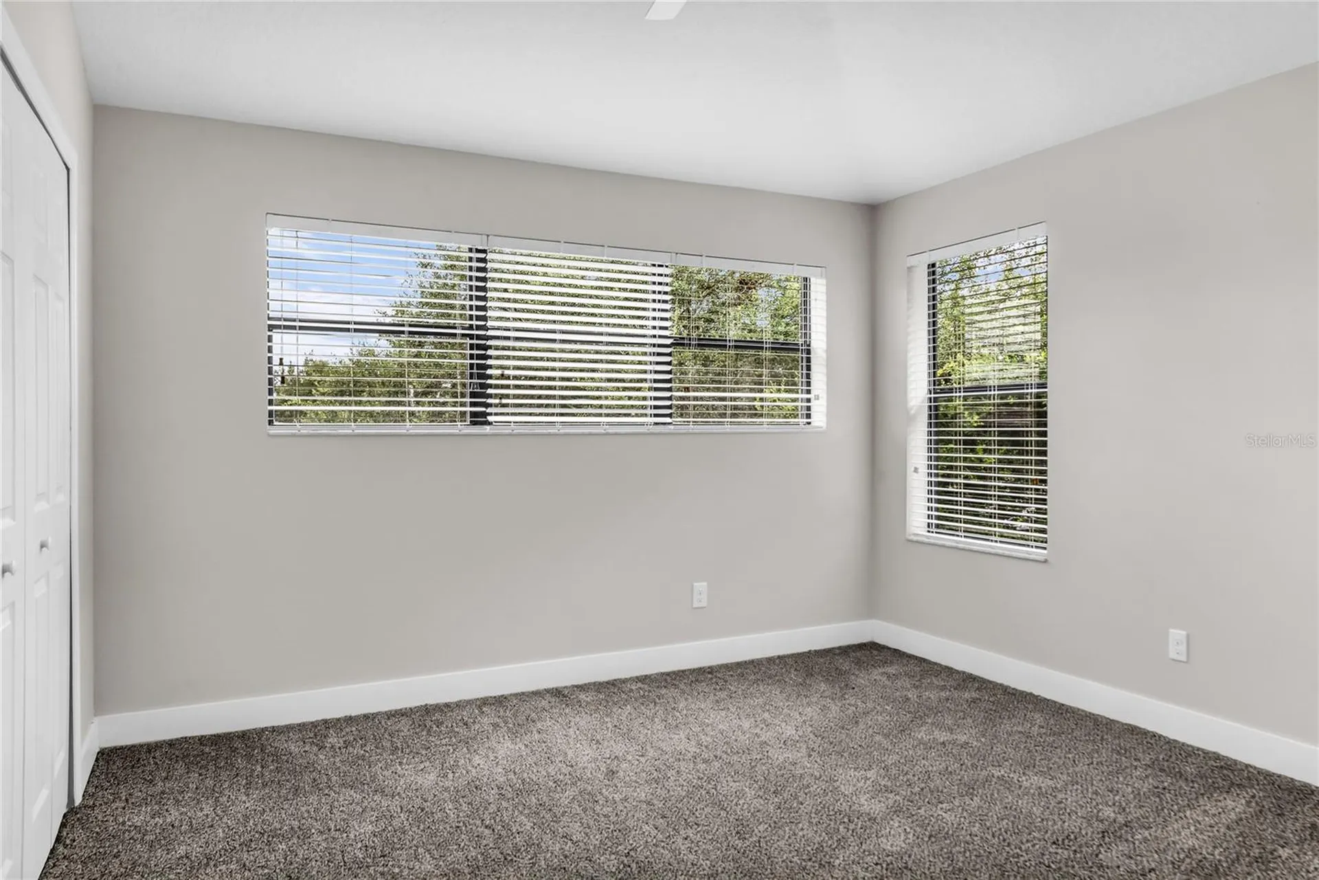 563 Lake Davenport Circle Davenport FL 33837