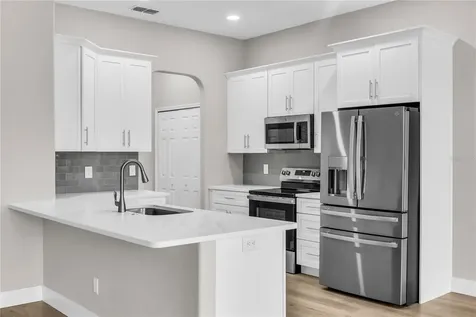 563 Lake Davenport Circle Davenport FL 33837