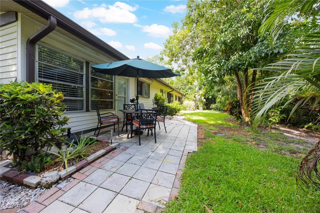 1001 Pine Isle Lane Naples FL 34112