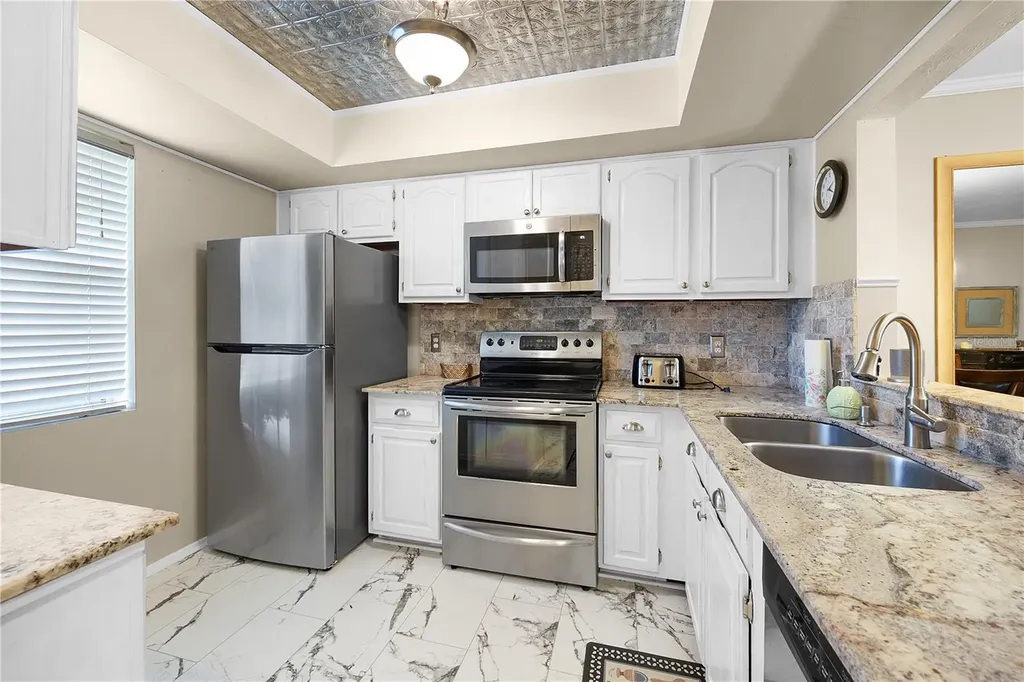1001 Pine Isle Lane Naples FL 34112