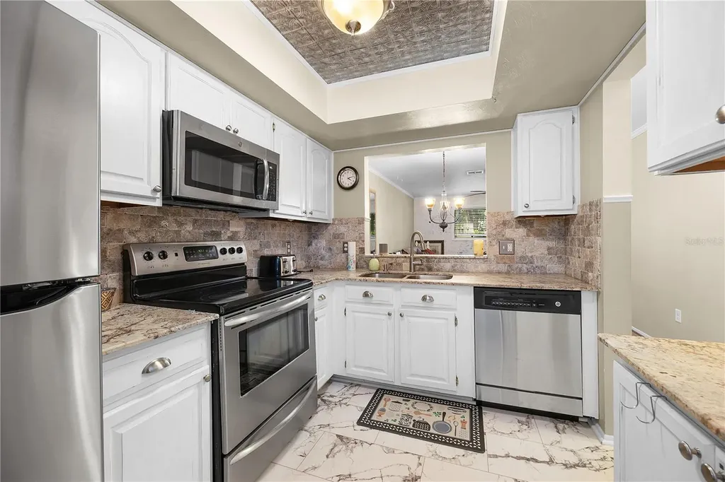 1001 Pine Isle Lane Naples FL 34112