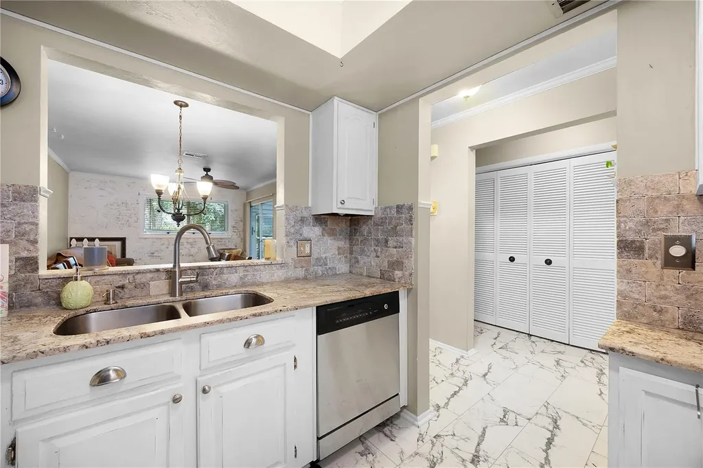 1001 Pine Isle Lane Naples FL 34112