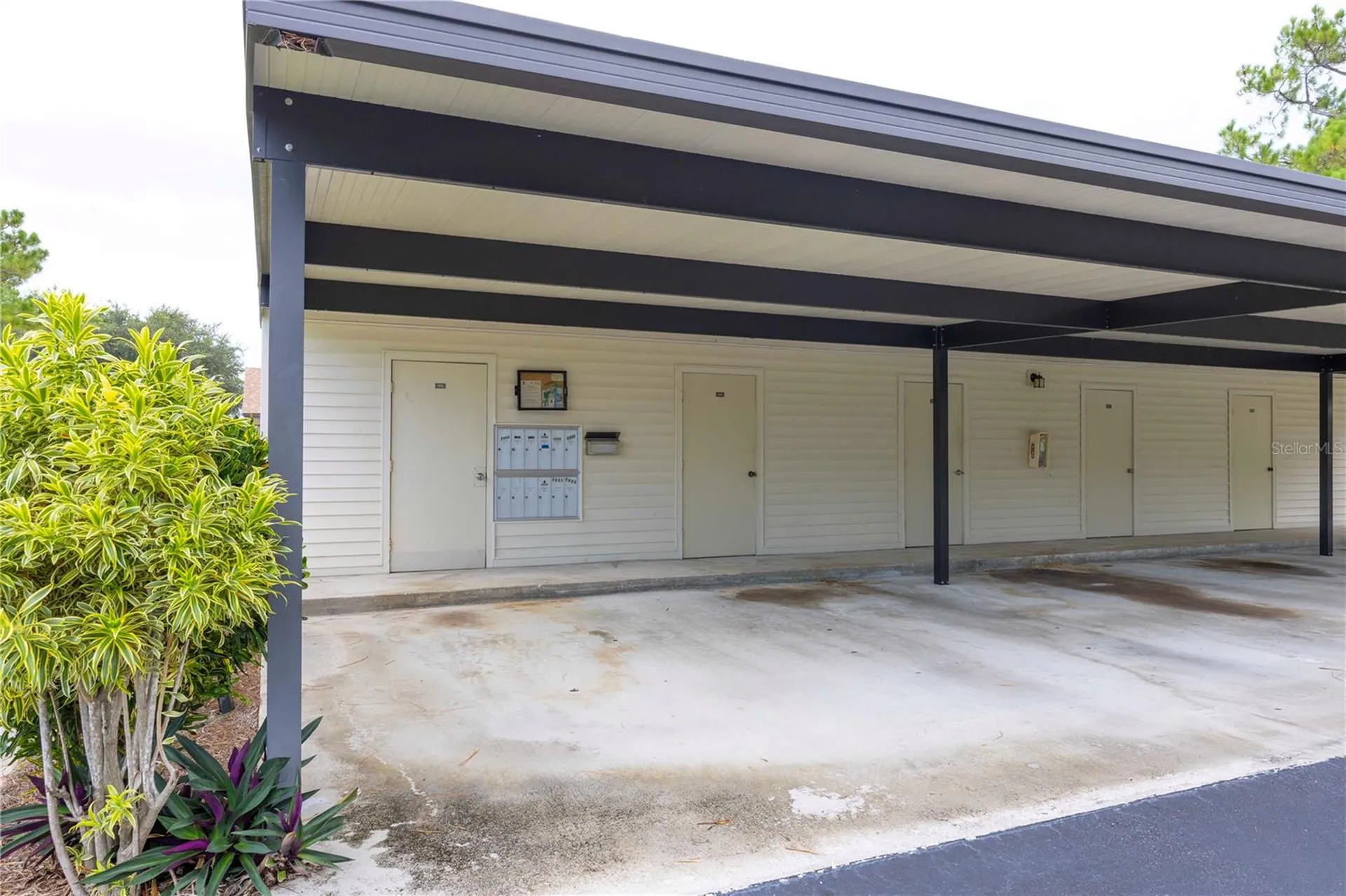 1001 Pine Isle Lane Naples FL 34112
