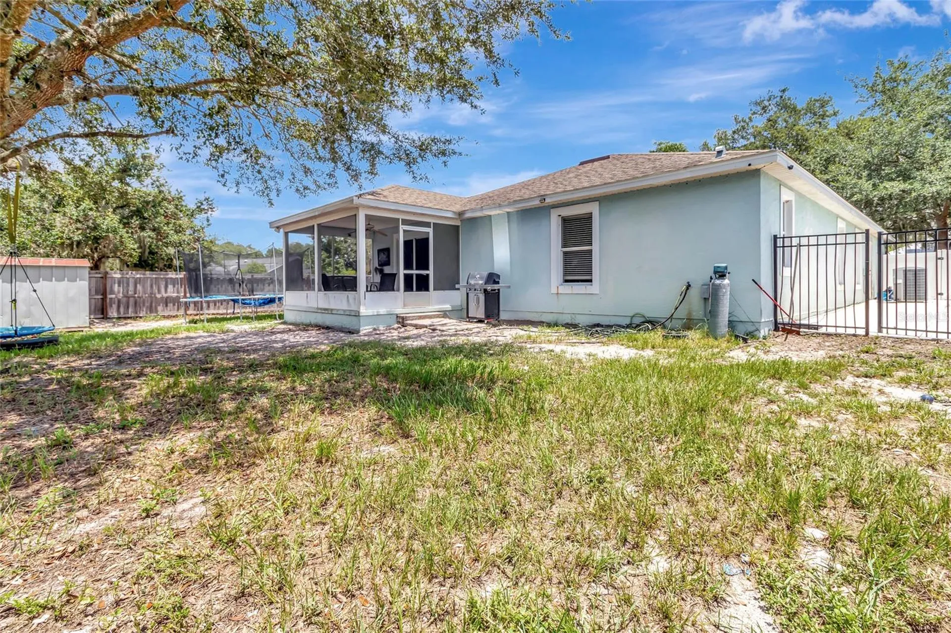 32917 Forest Avenue Leesburg FL 34788