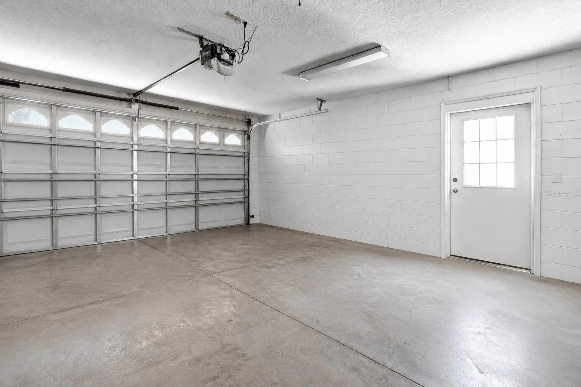 32917 Forest Avenue Leesburg FL 34788
