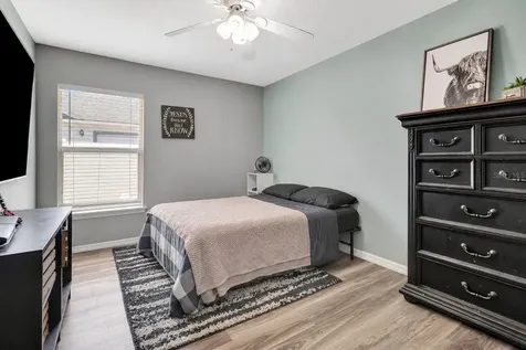 32917 Forest Avenue Leesburg FL 34788