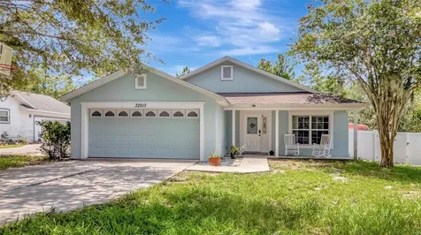 32917 Forest Avenue Leesburg FL 34788