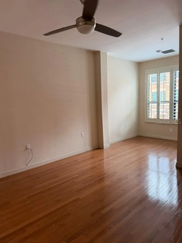 2733 Via Cipriani Clearwater FL 33764