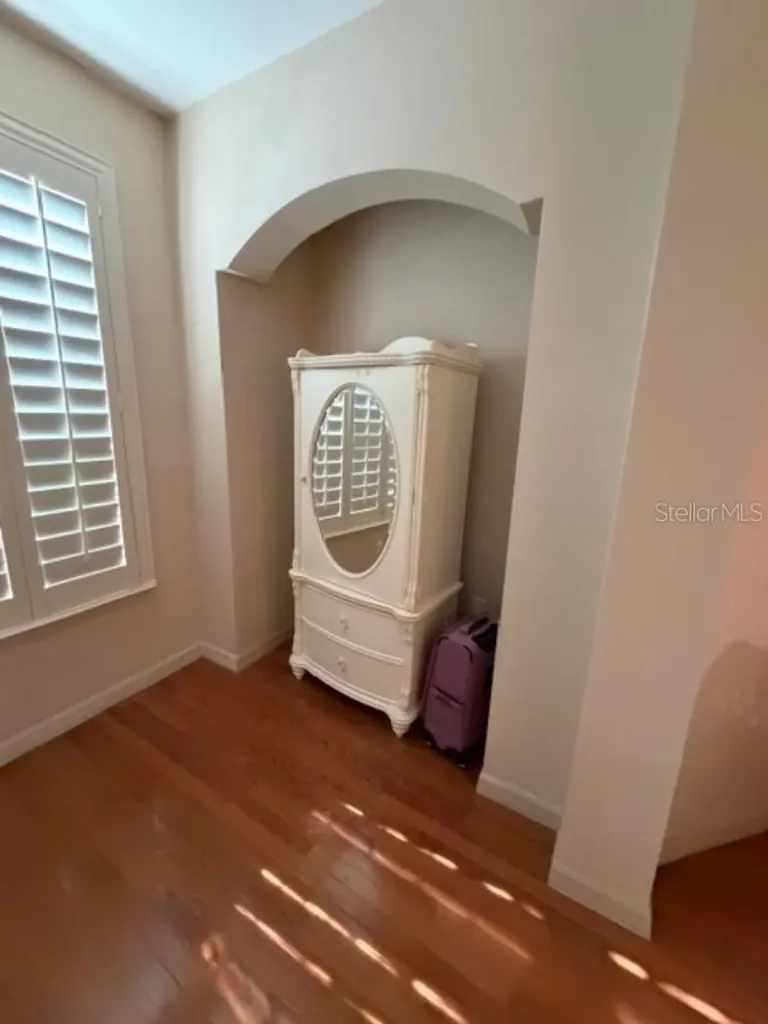 2733 Via Cipriani Clearwater FL 33764