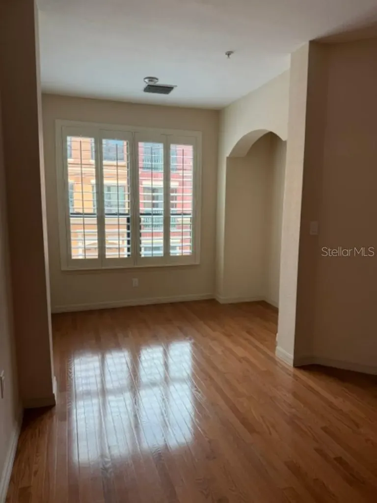 2733 Via Cipriani Clearwater FL 33764