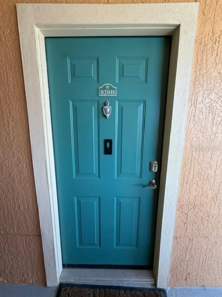 2733 Via Cipriani Clearwater FL 33764