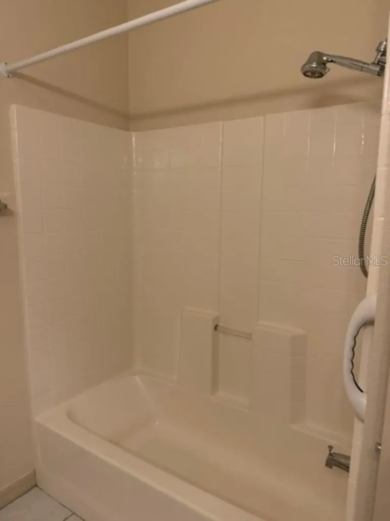 2733 Via Cipriani Clearwater FL 33764