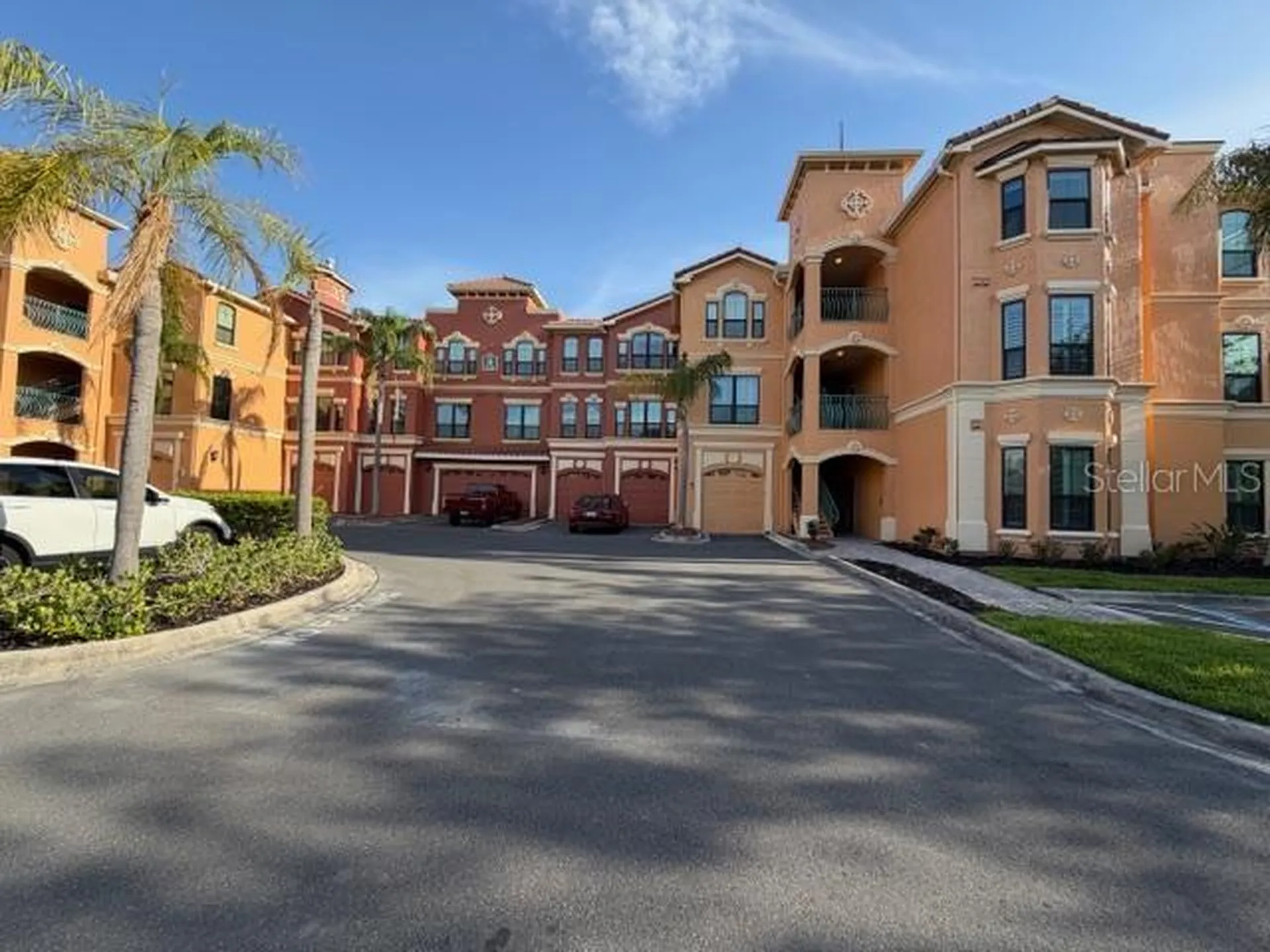 2733 Via Cipriani Clearwater FL 33764
