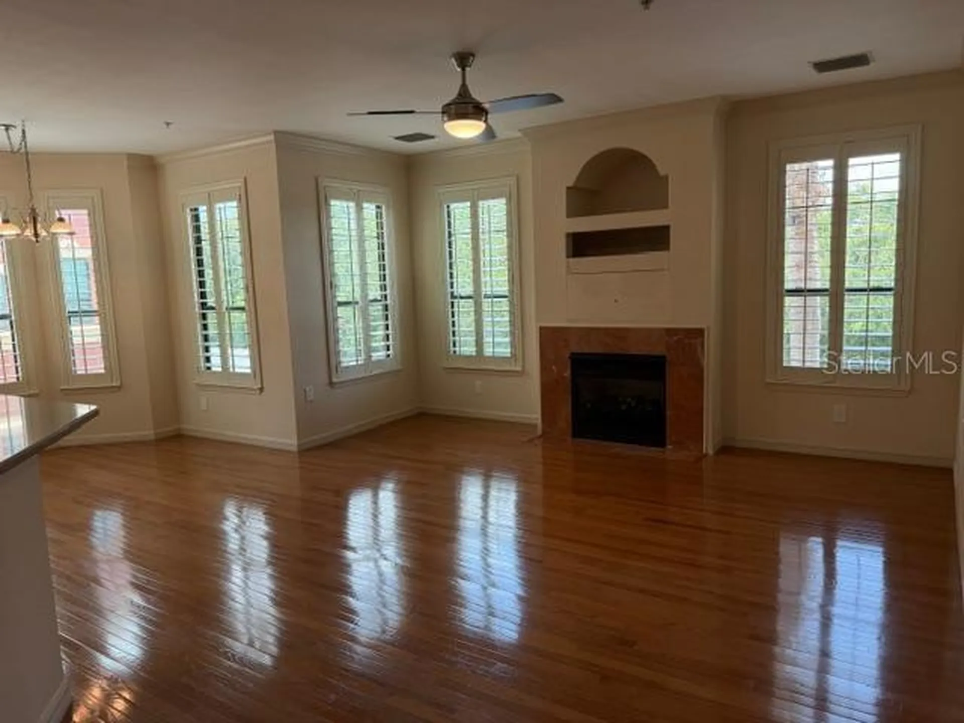 2733 Via Cipriani Clearwater FL 33764