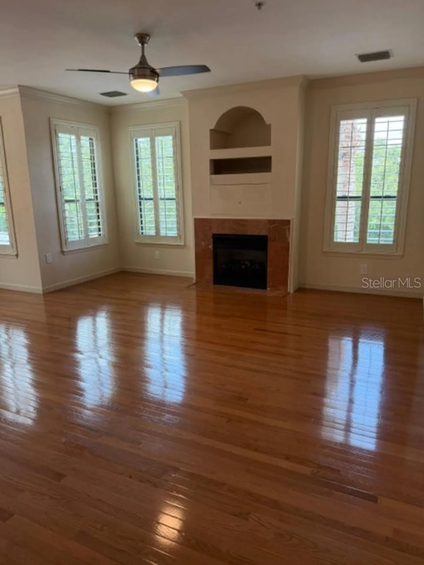 2733 Via Cipriani Clearwater FL 33764