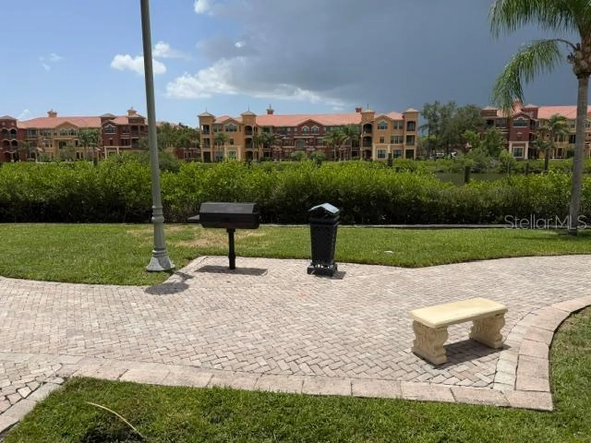 2733 Via Cipriani Clearwater FL 33764