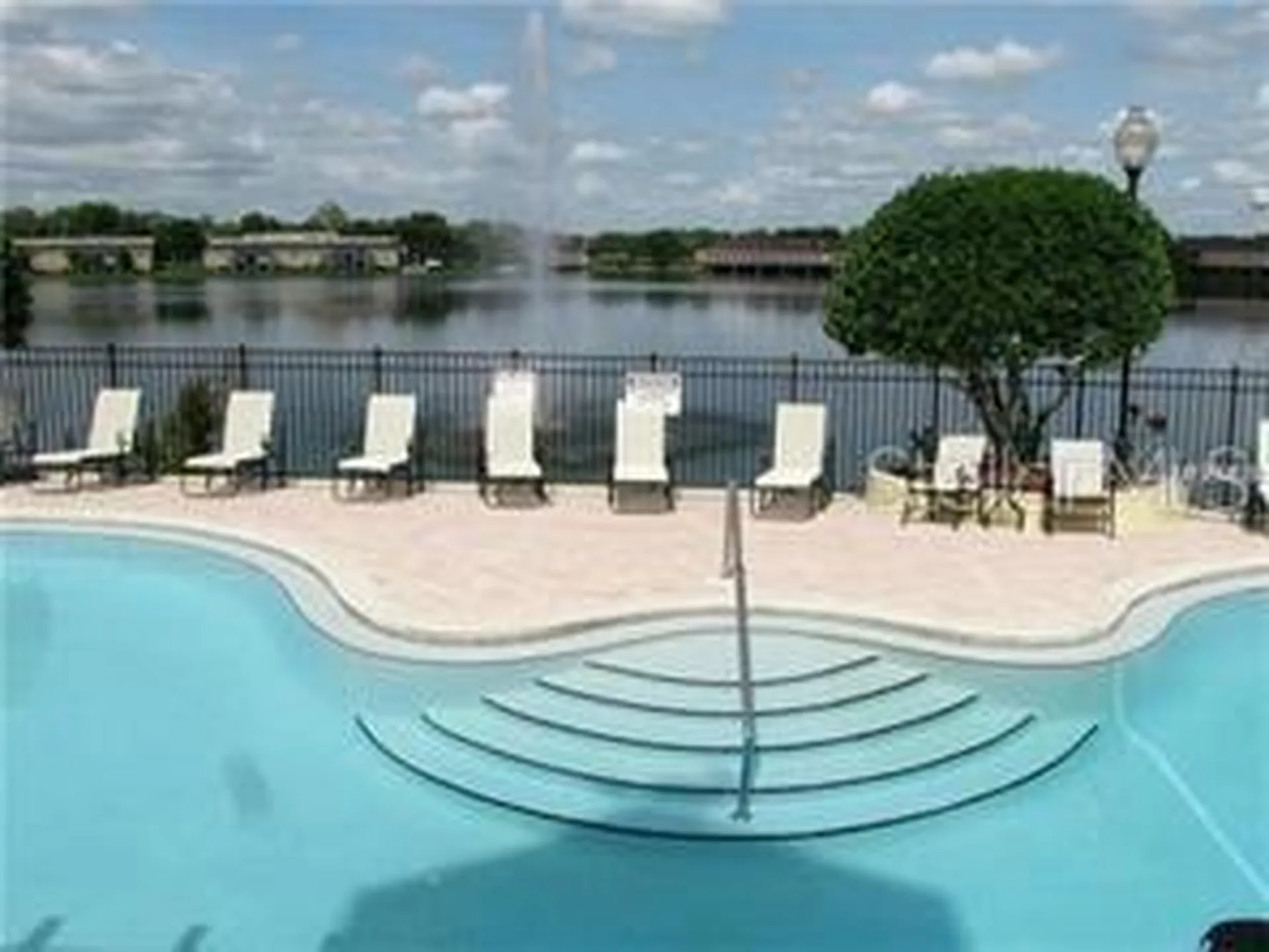 236 Afton Square Altamonte Springs FL 32714