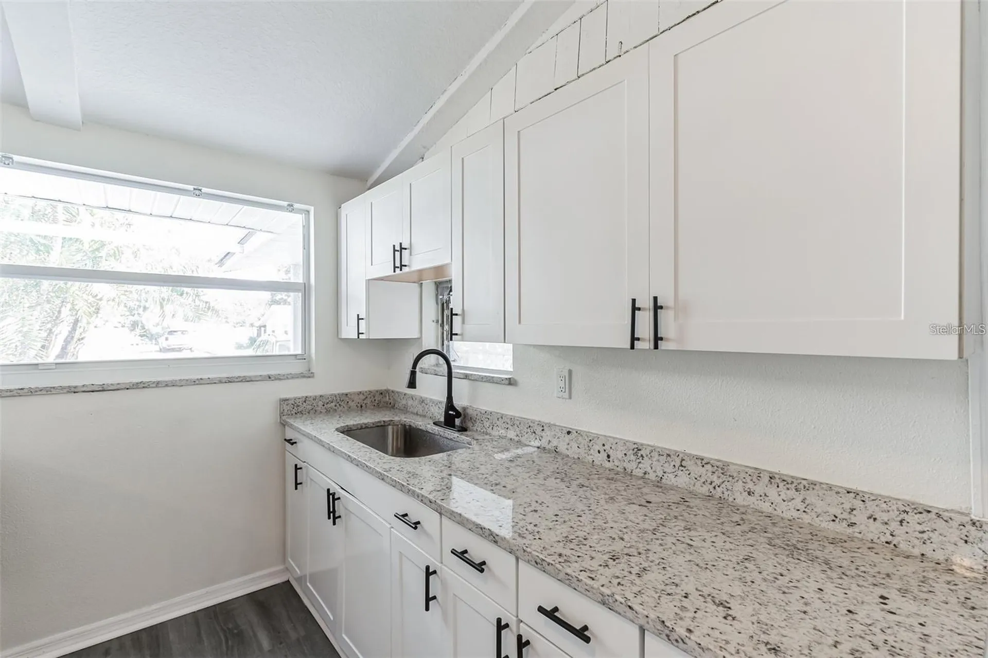 403 Pinewood Avenue Nokomis FL 34275