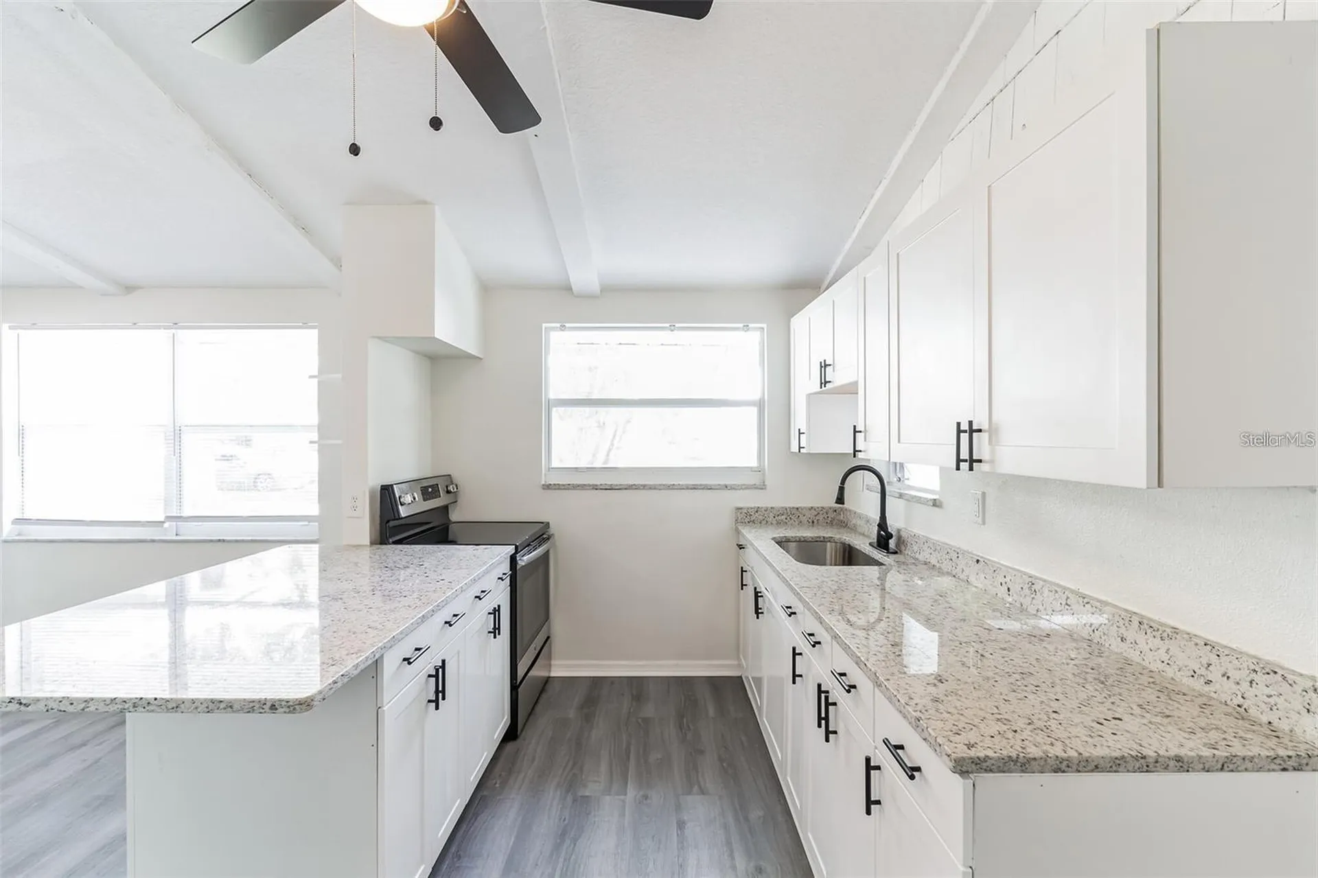 403 Pinewood Avenue Nokomis FL 34275