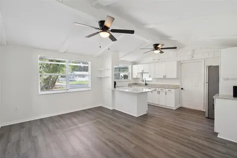 403 Pinewood Avenue Nokomis FL 34275