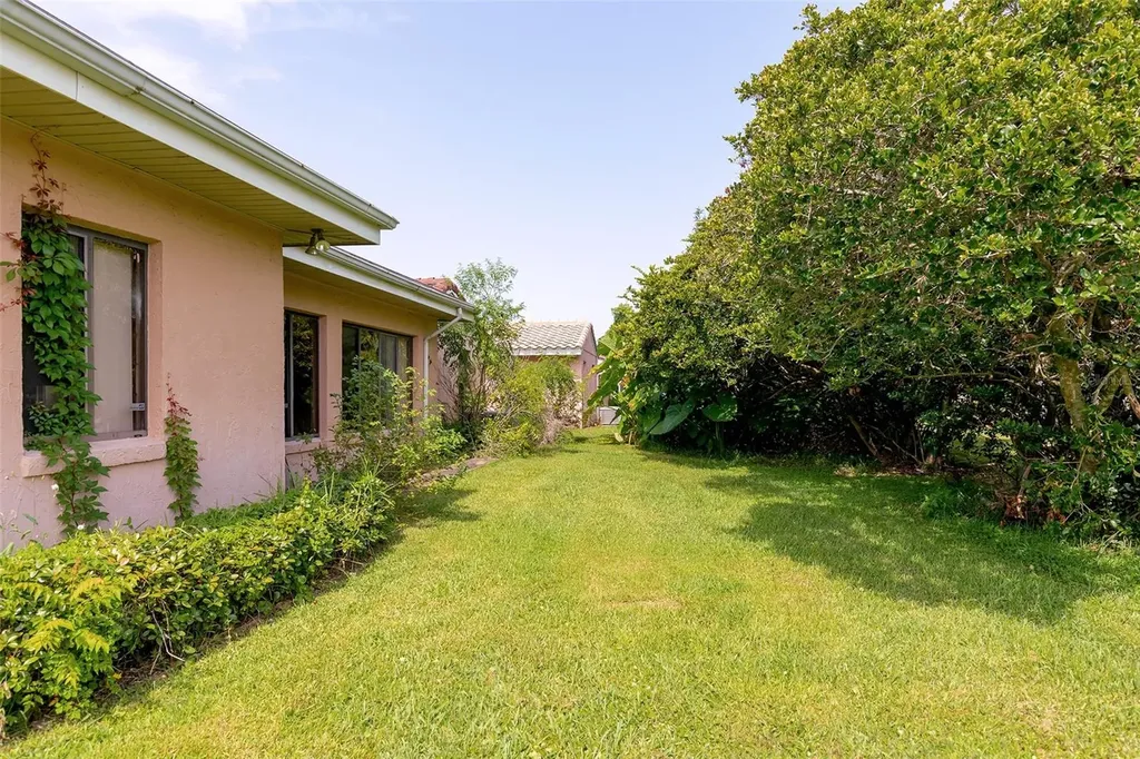5675 Minaret Court Orlando FL 32821