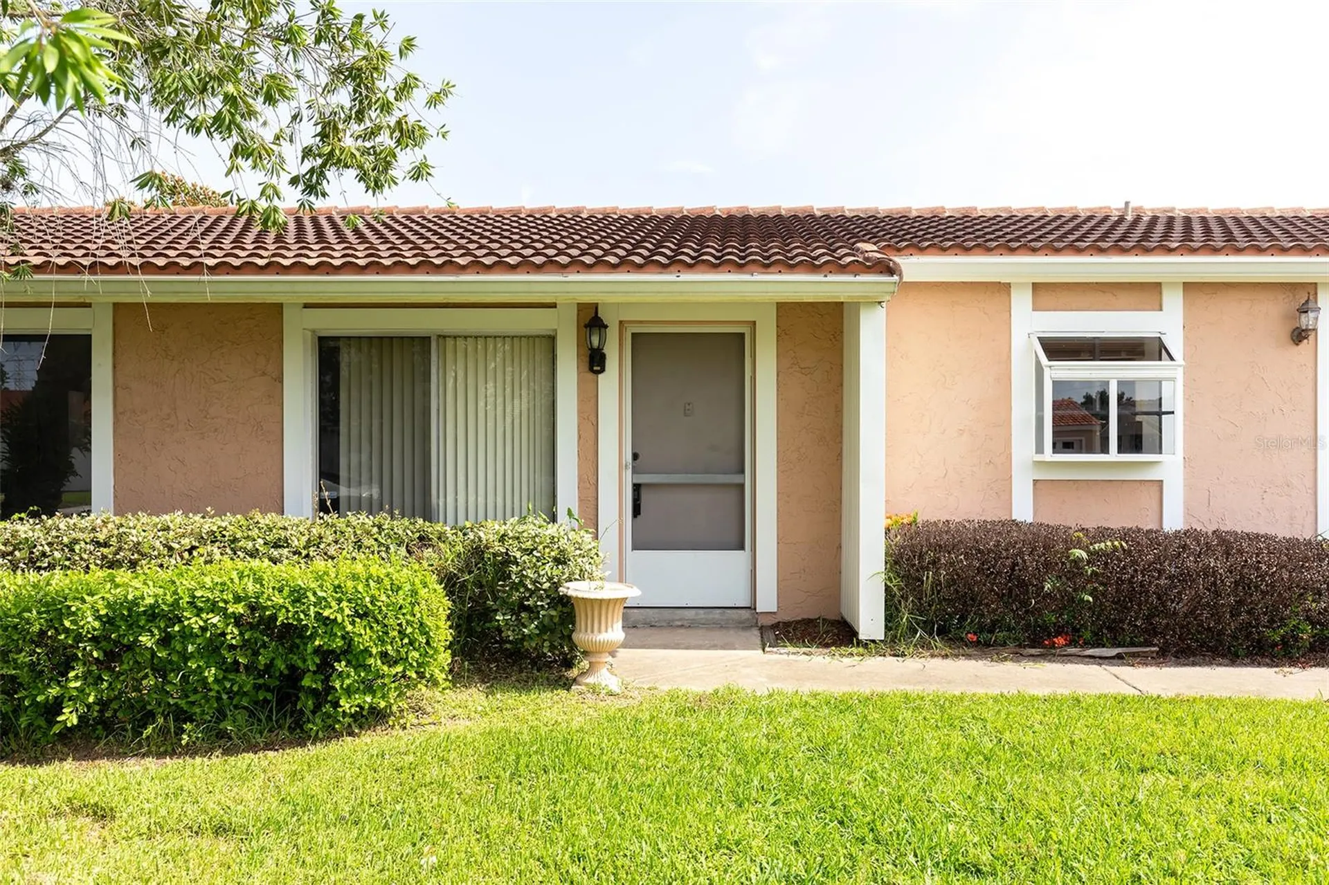5675 Minaret Court Orlando FL 32821