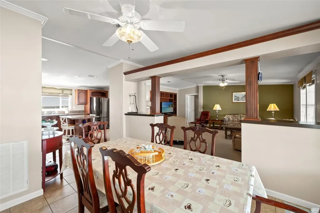 82085 1st Avenue N Pinellas Park FL 33781