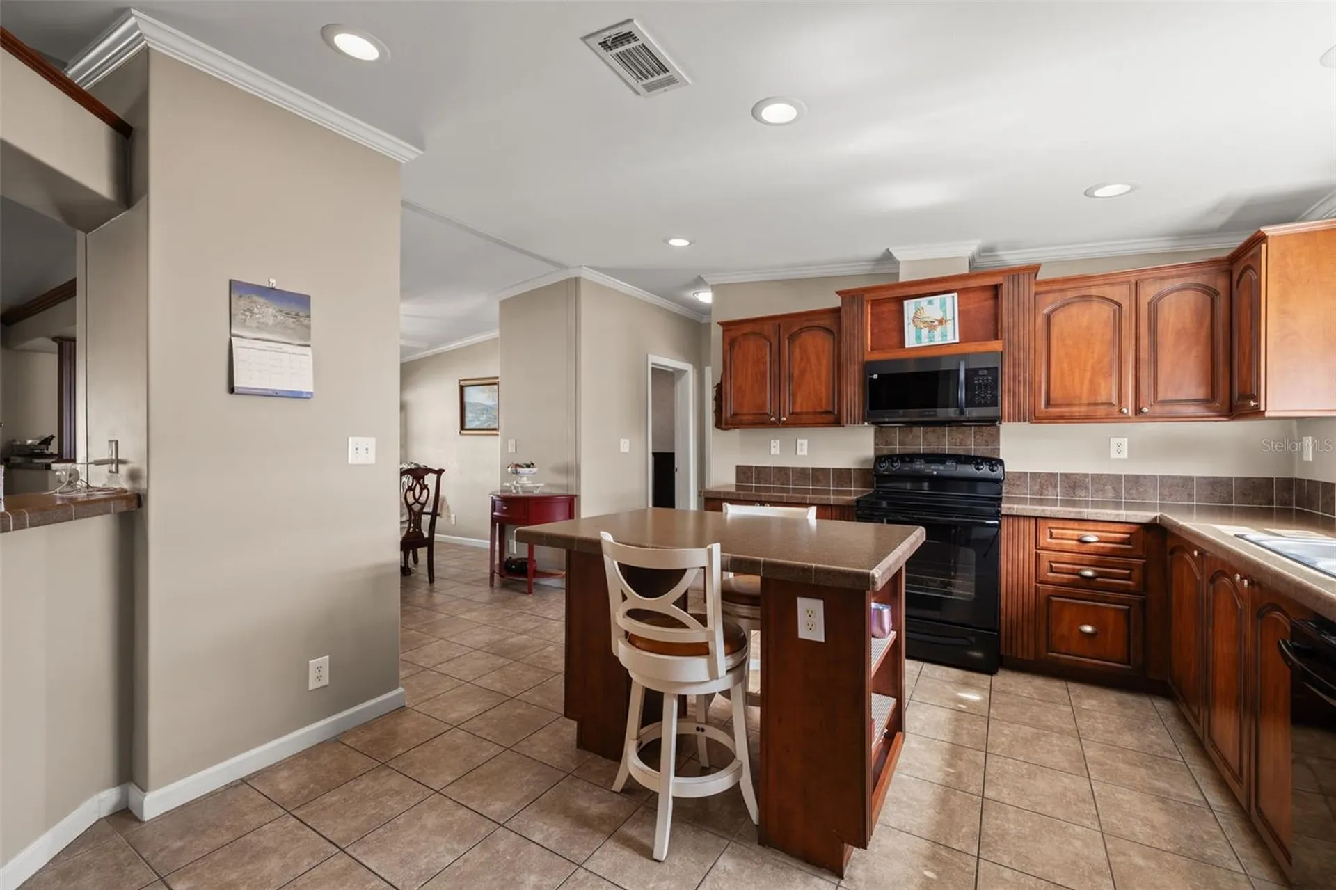 82085 1st Avenue N Pinellas Park FL 33781