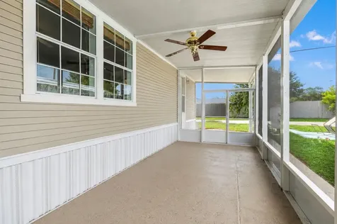 82085 1st Avenue N Pinellas Park FL 33781