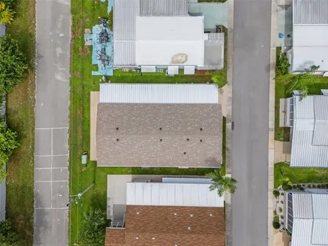 82085 1st Avenue N Pinellas Park FL 33781
