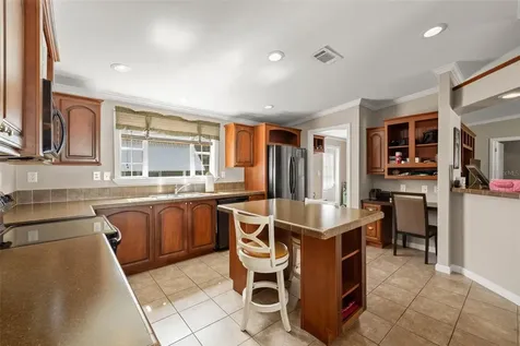 82085 1st Avenue N Pinellas Park FL 33781