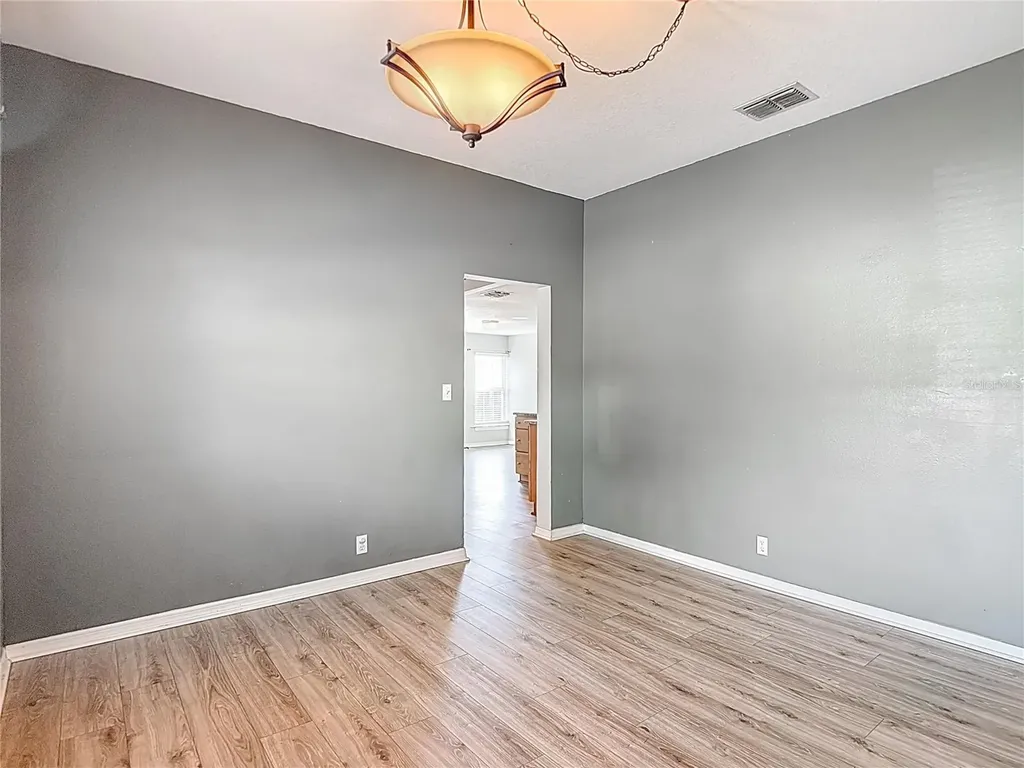 3002 W Arch Street Tampa FL 33607