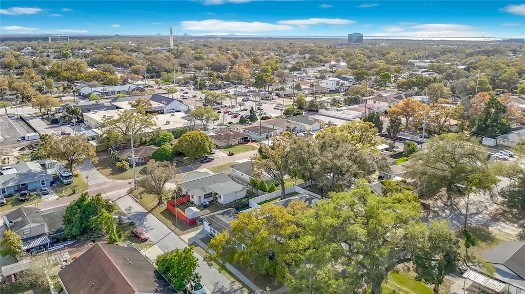 3002 W Arch Street Tampa FL 33607